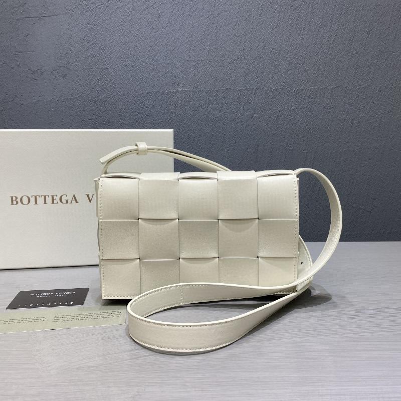 Bottega Veneta Handbags 578004 sheepskin white
